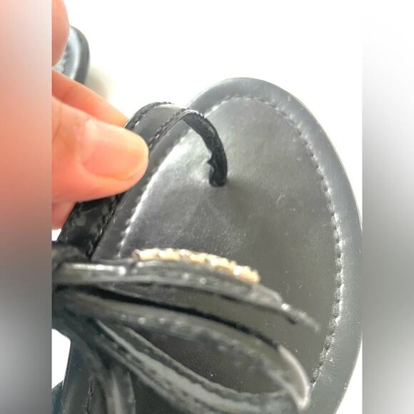 Prada Black Patent leather bow tie logo embellished T strap flat sandals EU 39.5 - Picture 11 of 13